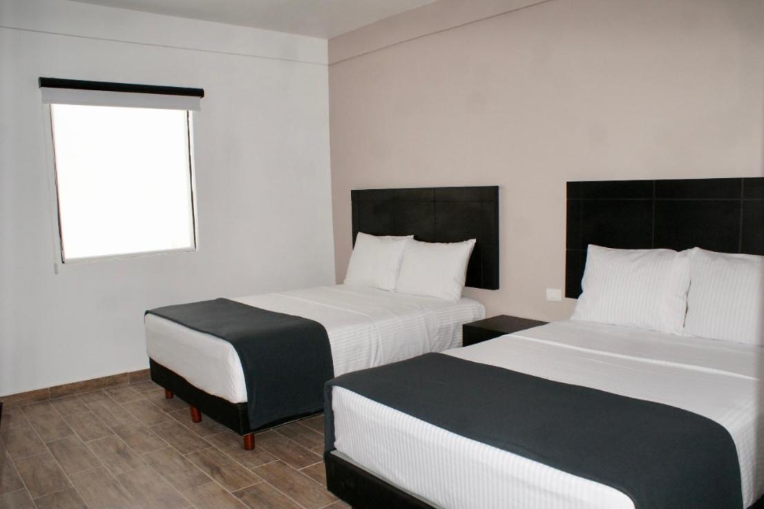 Hotel Capital Frontera Monclova Extérieur photo